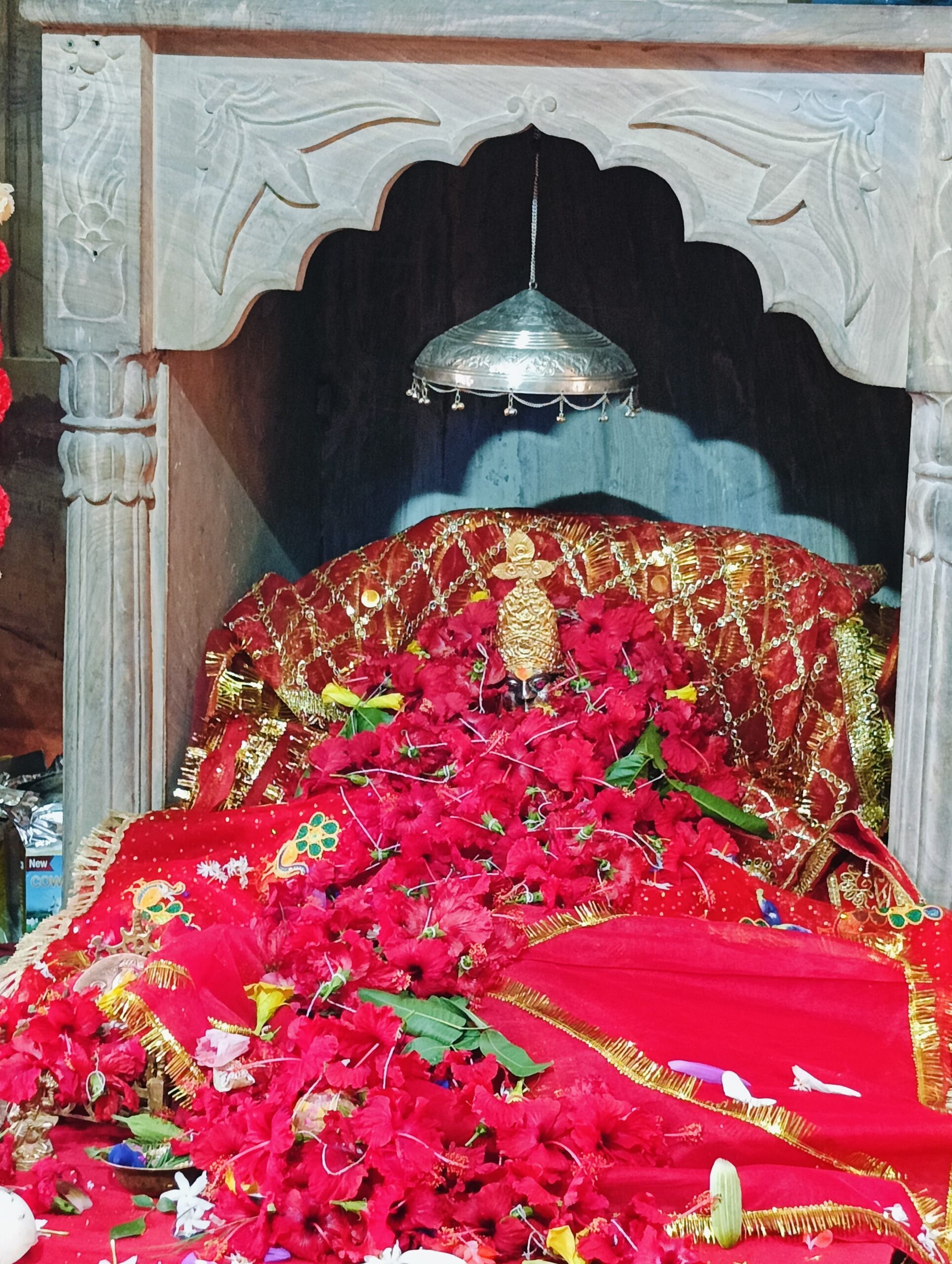 मां गढ़देवी मंदिर: अगाध आस्था का केंद्र, संतान प्राप्ति की पूरी होती है चाहत