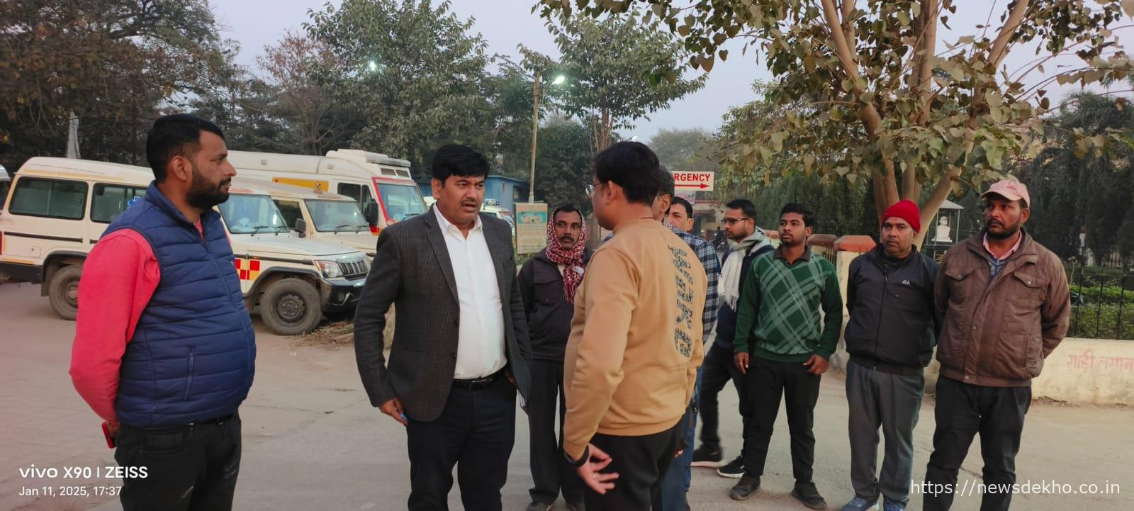 ब्लड बैंक का निरीक्षण: एसडीओ ने दिए सुधार के निर्देश