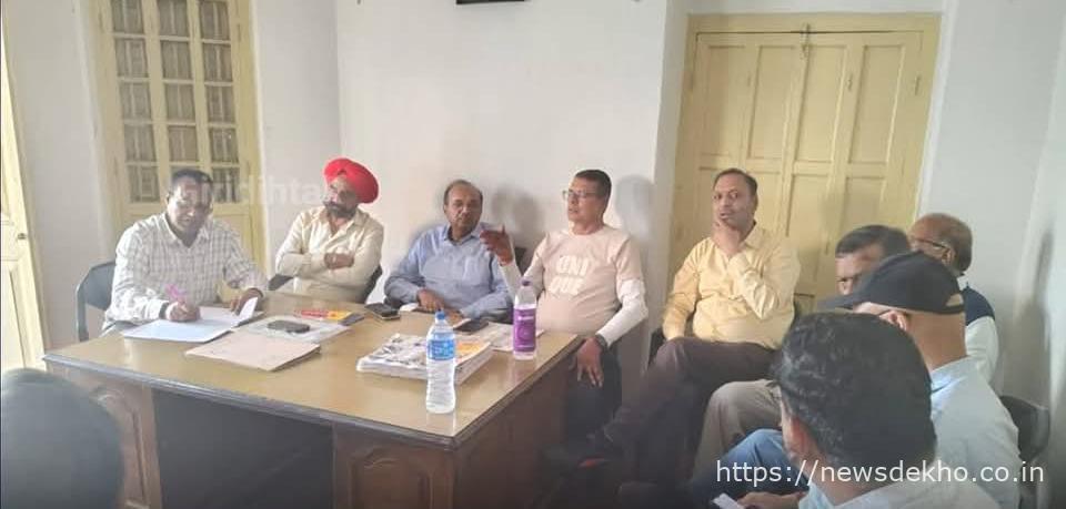 गिरिडीह जिला चैंबर ऑफ कॉमर्स की बैठक संपन्न, 6 मार्च को आम सभा आयोजित