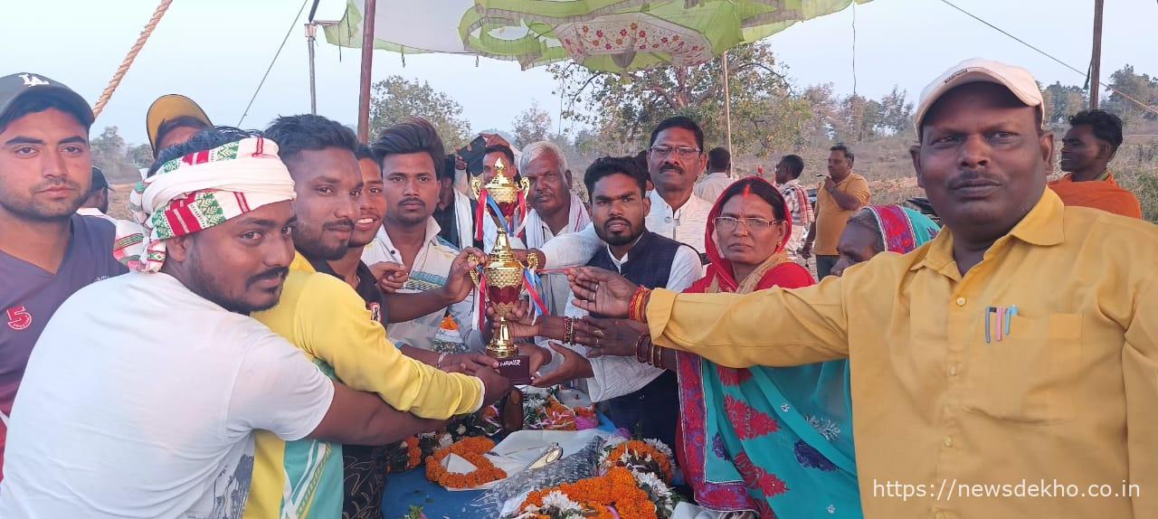 खेल संग समर्पण: बीरबंधा ने जीता स्वर्गीय तापसी सिंह एवं हरि सिंह स्मृति क्रिकेट टूर्नामेंट 2025