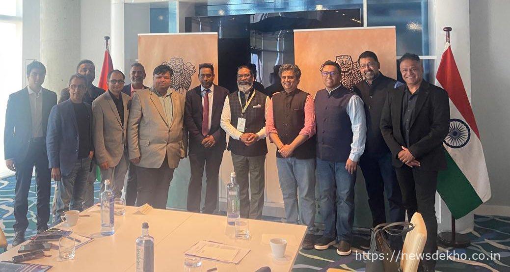 झारखंड के मुख्यमंत्री हेमंत सोरेन ने बार्सिलोना में प्रवासी भारतीयों से की मुलाकात, निवेश के नए अवसरों पर हुई चर्चा