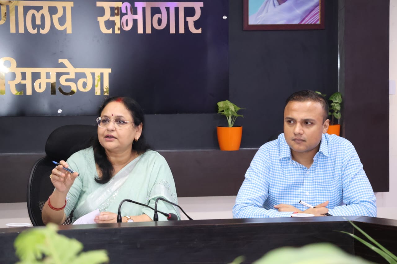 सड़क और पुल निर्माण को मिलेगी प्राथमिकता: खाट पर मरीजों को ले जाने की घटनाओं को लेकर उपायुक्त सिमडेगा का सख्त निर्देश