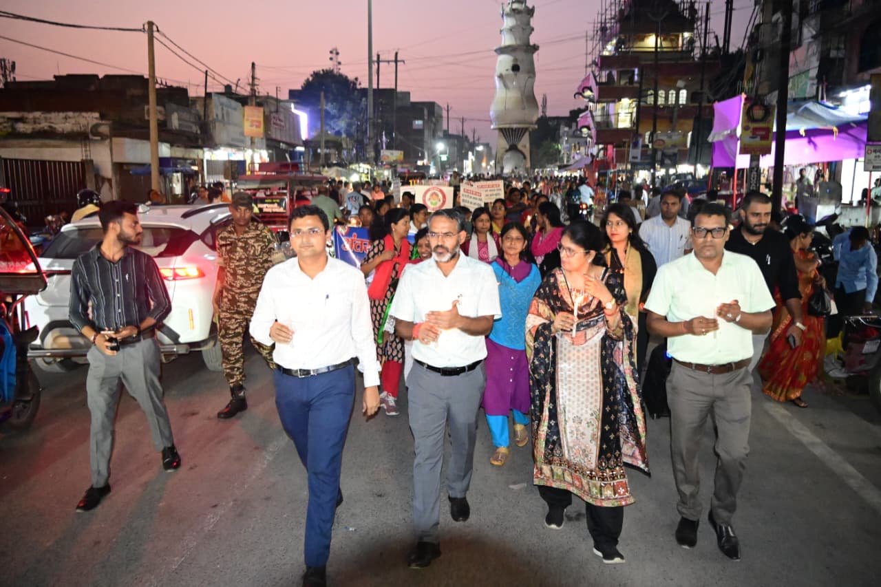 गिरिडीह में अंतरराष्ट्रीय बालिका दिवस पर बेटी बचाओ-बेटी पढ़ाओ रैली का आयोजन