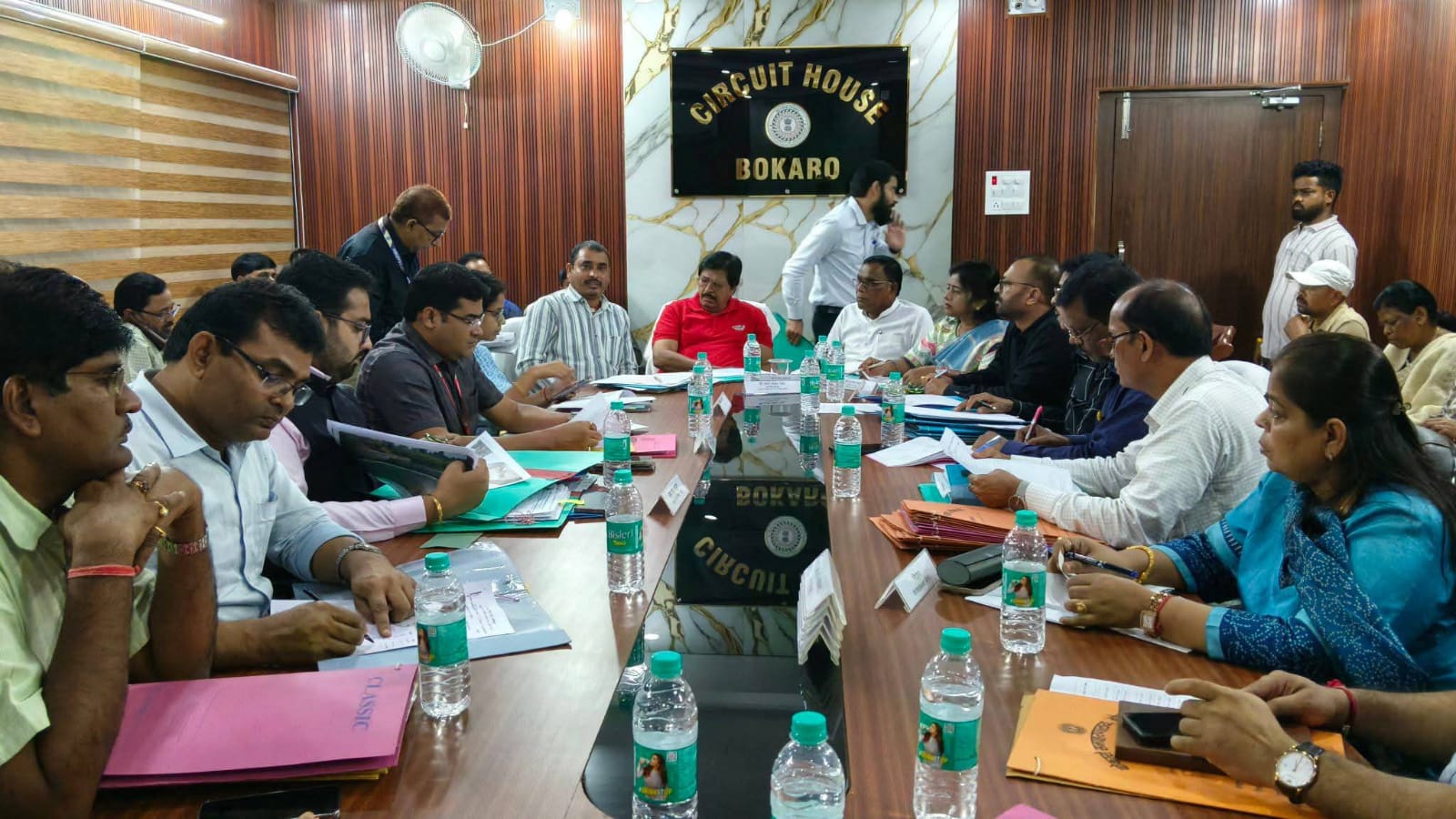 बोकारो में झारखंड विधानसभा याचिका समिति की बैठक में बगोदर विधायक नागेंद्र महतो ने की भागीदारी