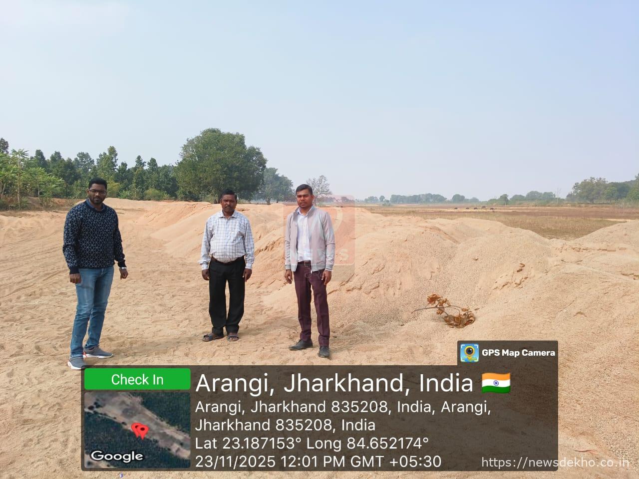 घाघरा में अवैध बालू भंडारण पर प्रशासन की बड़ी कार्रवाई, छह हजार घनफीट बालू जब्त