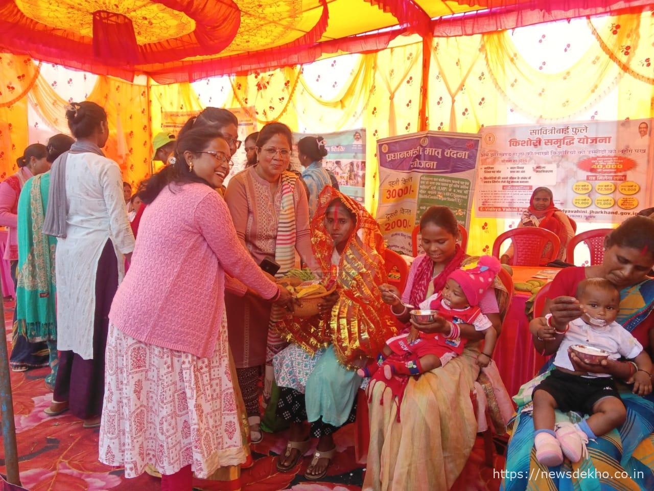 नवडीहा पंचायत में भव्य जनता दरबार का सफल आयोजन: ग्रामीणों की समस्याओं का त्वरित समाधान और योजनाओं की सीधी पहुंच