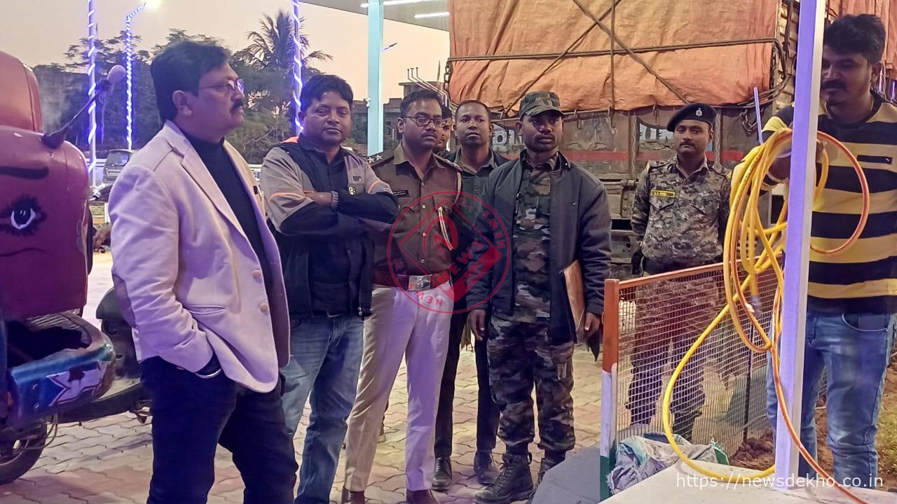 गुमला में DTO का सघन वाहन अभियान: शैलेन्द्र बस जब्त, ₹2.20 लाख जुर्माना वसूला