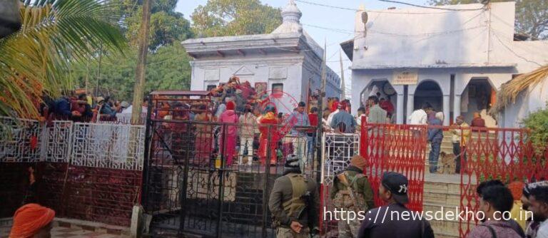 चंदवा में नववर्ष 2026 का उल्लासपूर्ण स्वागत, पर्यटन स्थलों पर उमड़ी सैलानियों की भीड़