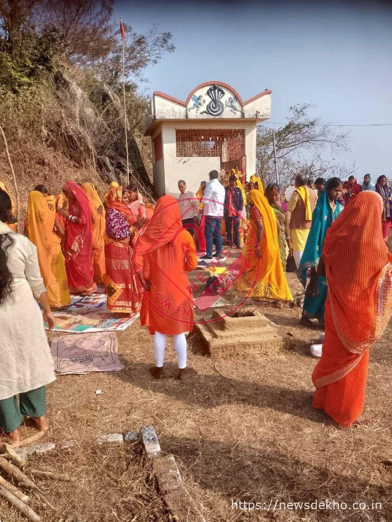मुंडरो पहाड़ी मंदिर में नववर्ष पर उमड़ी श्रद्धालुओं की आस्था, पूजा हवन और भंडारे के साथ हुआ मंगल आरंभ