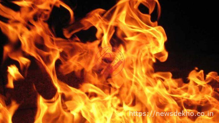 दुमका में अधिवक्ता की पत्नी ने की आत्महत्या, दूसरी घटना में किशोरी की मौत से मचा हड़कंप