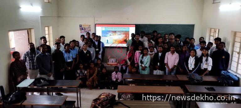 सेंट जेवियर्स कॉलेज सिमडेगा में ब्लैक डे पर पुलवामा शहीदों को श्रद्धांजलि, युवाओं ने लिया राष्ट्रीय एकता का संकल्प