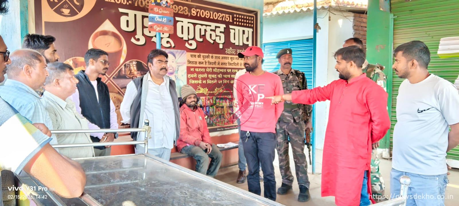 राष्ट्रीय राजमार्ग किनारे वर्षों से दुकान चला रहे परिवारों पर रोज़गार संकट, विधायक प्रकाश राम ने लिया संज्ञान