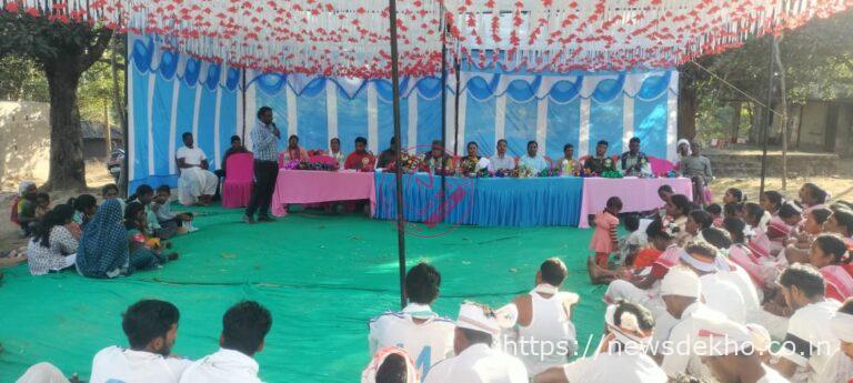 रामपुर पंचायत के झर गांव में 158 एकड़ सामुदायिक वन पट्टा पर वन महोत्सव, ग्रामीणों ने जंगल संरक्षण की ली शपथ