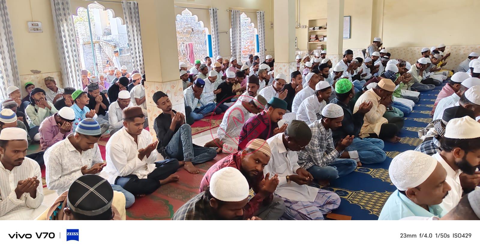 मैक्लुस्कीगंज और खलारी क्षेत्र में शांतिपूर्ण माहौल में अदा की गई ईद की नमाज, भाईचारे का दिया संदेश