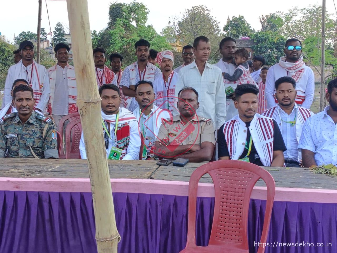 हेसालौंग में सरहुल पूजा पर उमड़ी आस्था पारंपरिक विधि से सम्पन्न हुआ प्रकृति पर्व