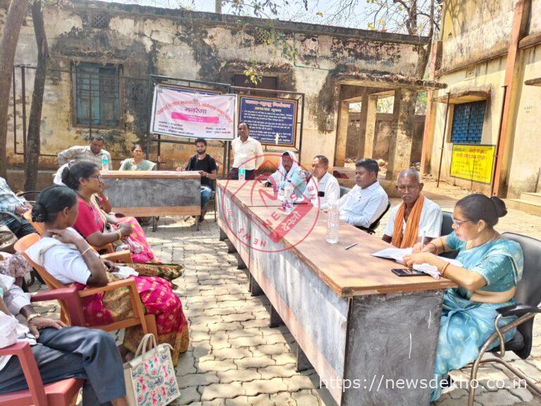 ठेठईटांगर में मनरेगा जनसुनवाई में उठे मजदूरी और कार्य से जुड़े सवाल, पारदर्शिता पर जोर
