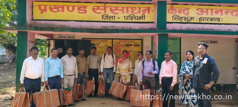 आनंदपुर में लीड्स संस्था की पहल, स्कूलों और आंगनबाड़ी केंद्रों को मिली खेल व पठन सामग्री