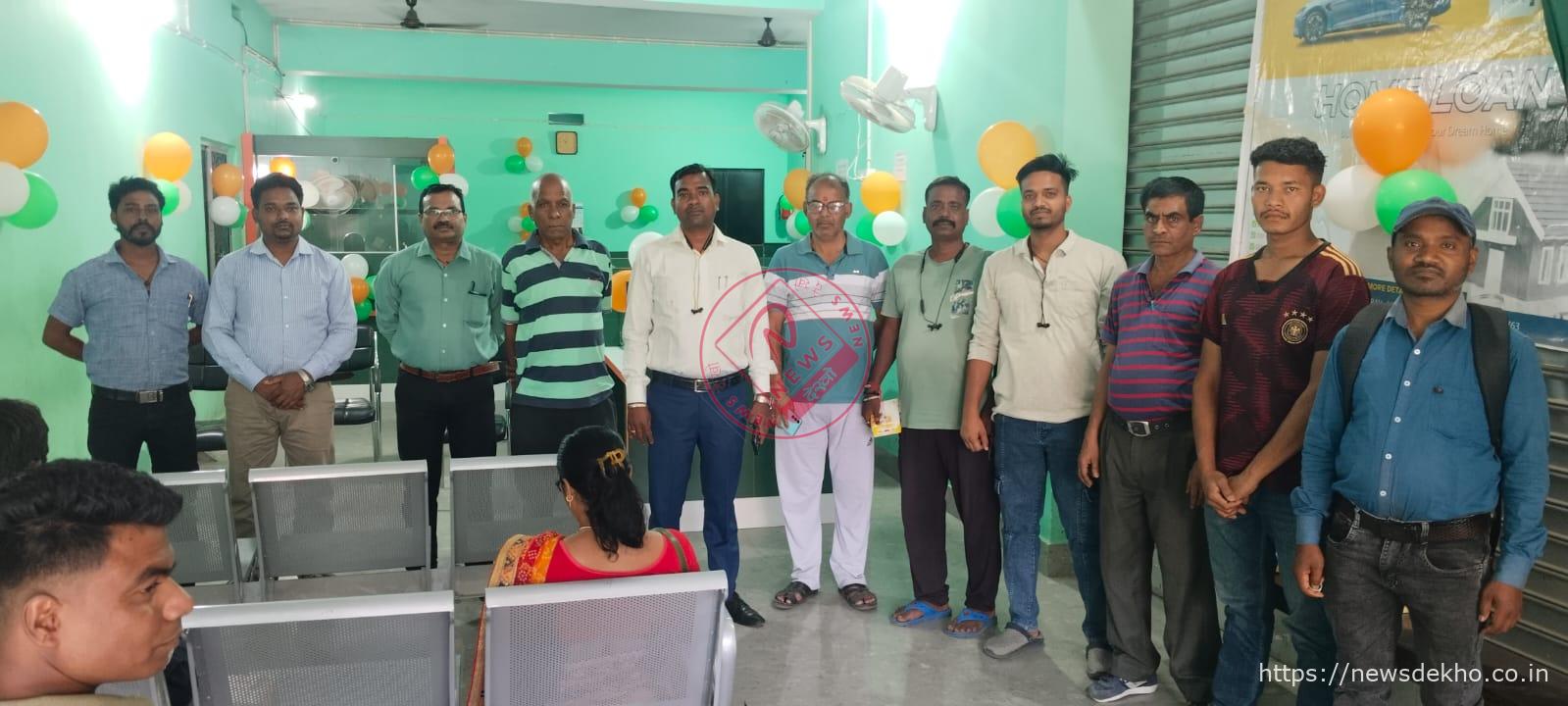 लपरा में झारखंड ग्रामीण बैंक का 8वां स्थापना दिवस, बैंकिंग जागरूकता और आत्मनिर्भरता पर जोर
