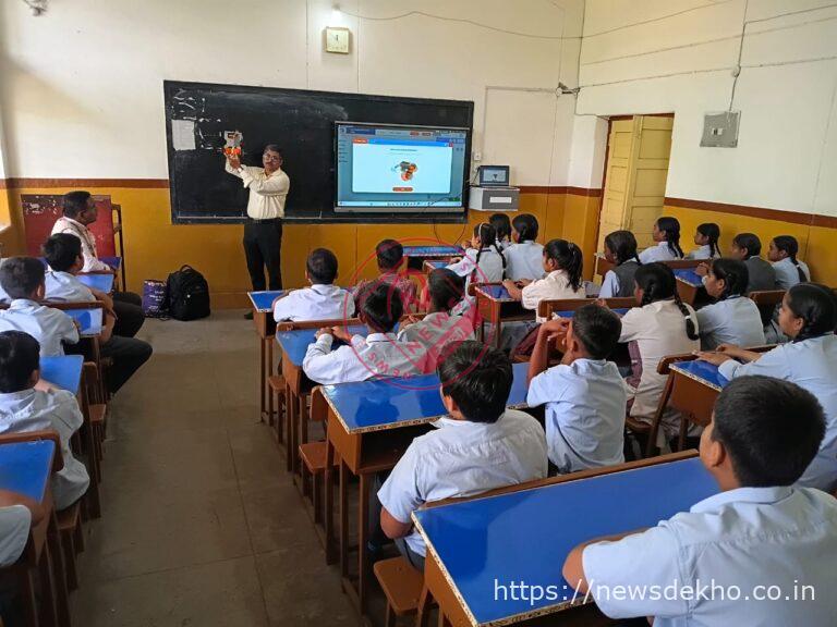 डीएवी खलारी में रोबोटिक्स शिक्षा की शुरुआत, छात्रों को मिलेगा आधुनिक तकनीक का प्रशिक्षण