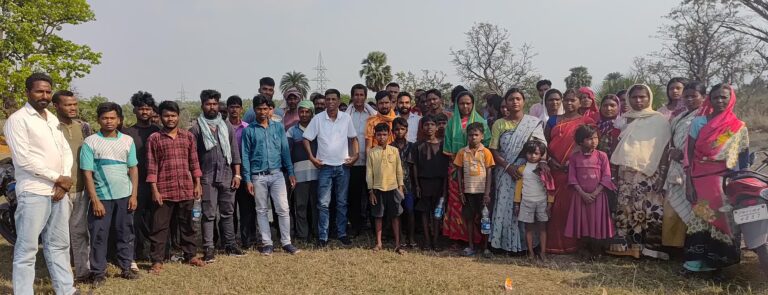 उसरी नदी के पानी पर गिरिडीह में टकराव बालमुकुंद फैक्ट्री की पाइपलाइन योजना के खिलाफ ग्रामीणों का उग्र विरोध