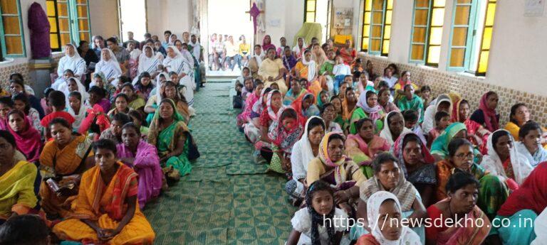 मैकलुस्कीगंज और खलारी में श्रद्धा के साथ मनाया गया गुड फ्राइडे, चर्चों में विशेष प्रार्थना सभा आयोजित