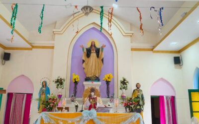 मैकलुस्कीगंज और खलारी में ईस्टर संडे का उल्लास, प्रभु यीशु के पुनरुत्थान पर गूंजे चर्च
