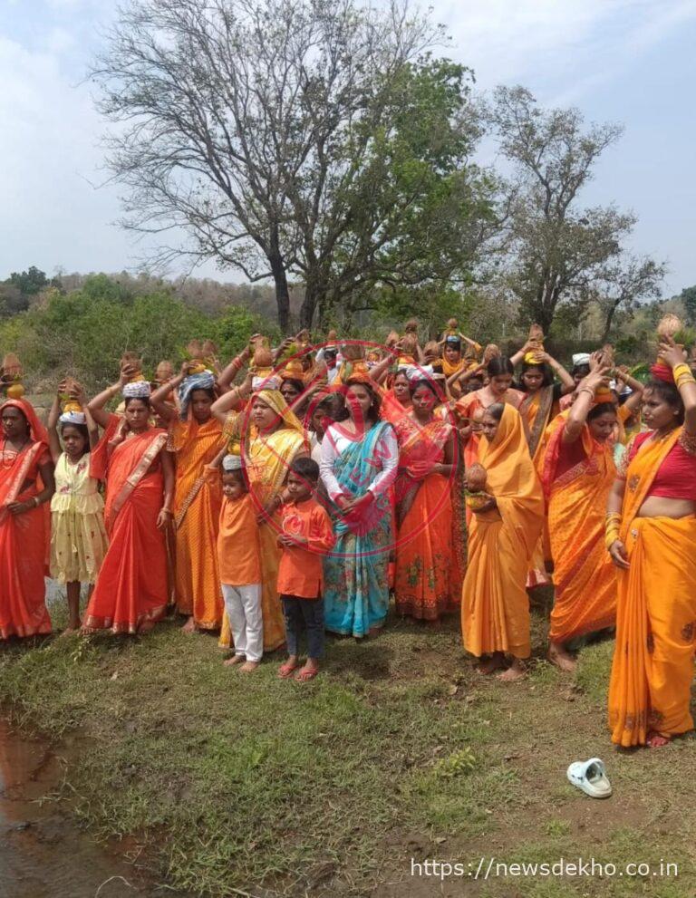 गाड़ियाजोर-बरमुण्डा में भव्य कलश यात्रा, सोमवार से शुरू होगा 24 घंटे का अखंड हरिकीर्तन