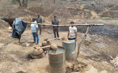 हुसैनाबाद पुलिस की बड़ी कार्रवाई, 12 क्विंटल जावा महुआ और 50 लीटर अवैध शराब नष्ट, भट्ठी भी ध्वस्त