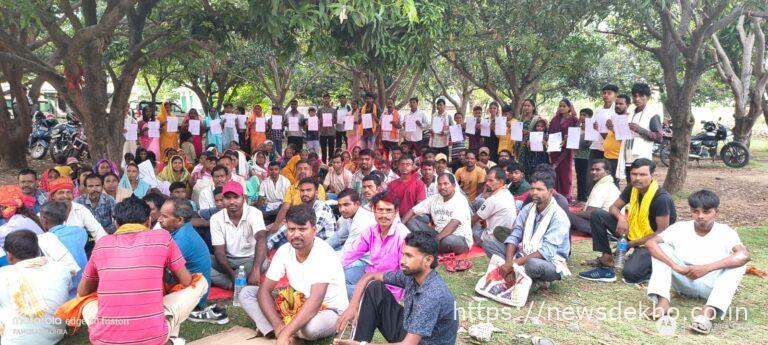 चंदवा में आदिवासी लोहरा समाज की बैठक, सांस्कृतिक संरक्षण और आर्थिक सशक्तिकरण पर लिया गया संकल्प